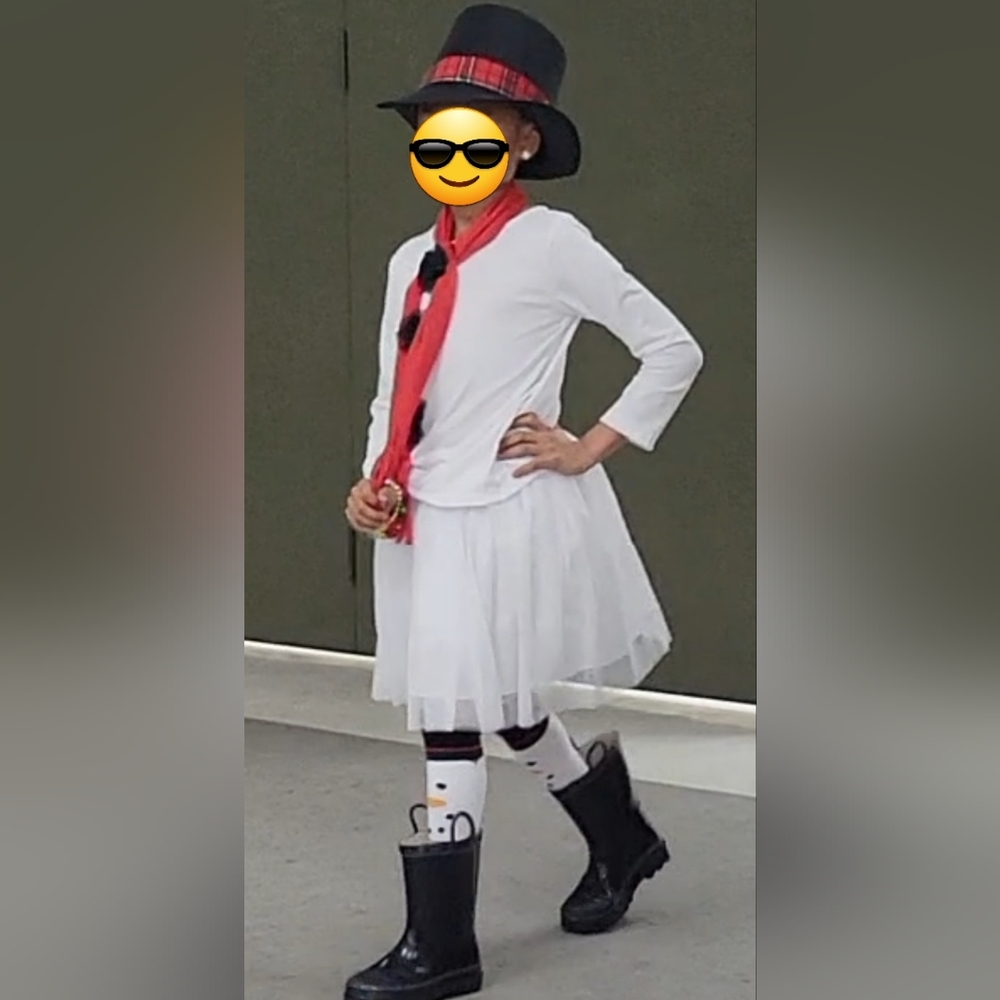 Girls 7/8 snowman outfit